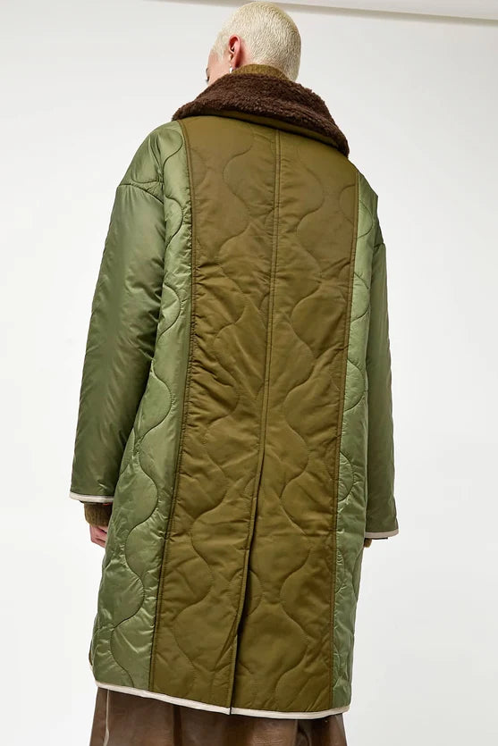 Summit Jacket in Olive