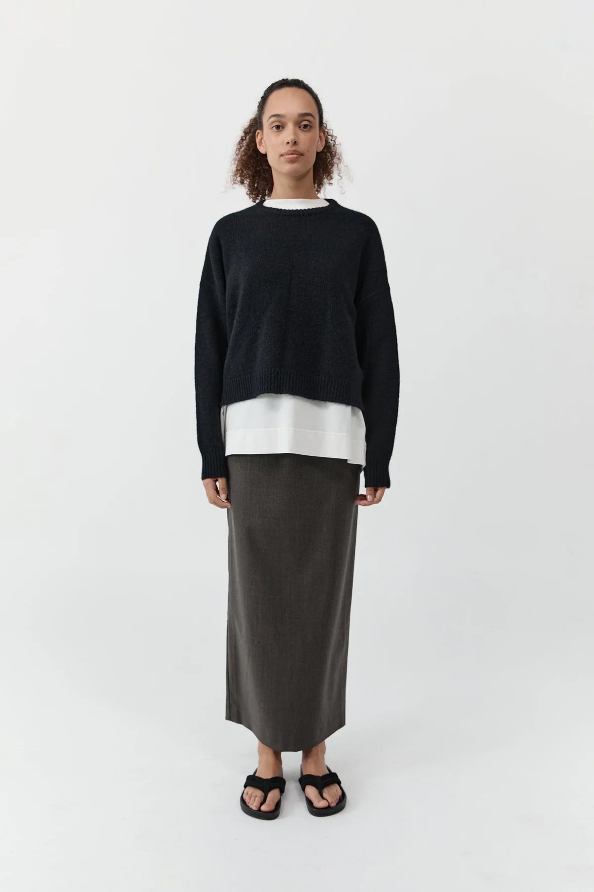 Cropped Sweater- Black