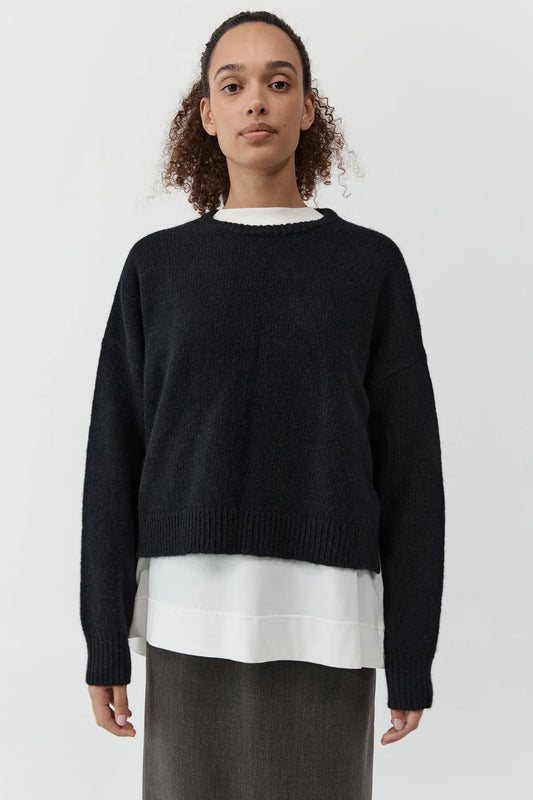Cropped Sweater- Black