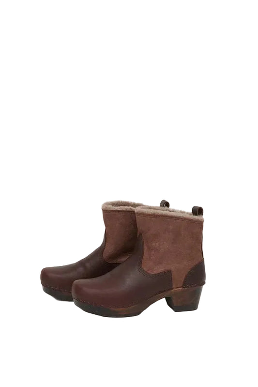 5" Pull on Shearling Clog Boot on Mid Heel in Molasses and Russet on Cocoa Base