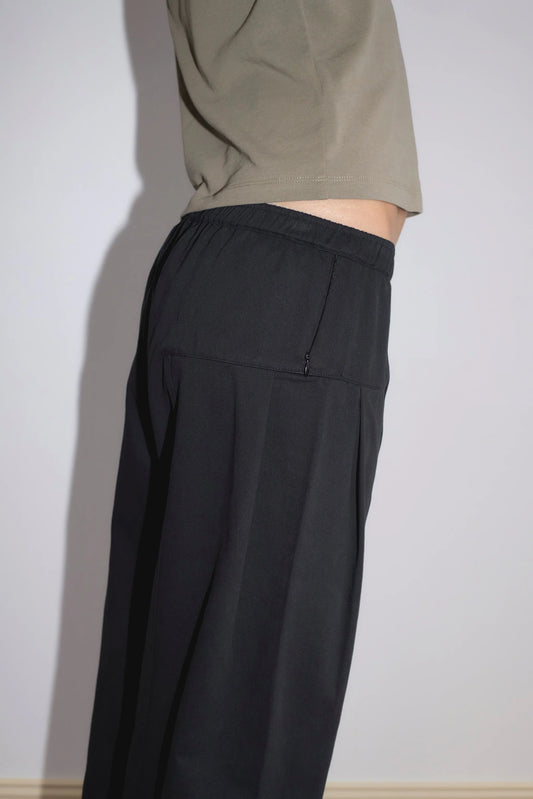 Pleat Pant-Black