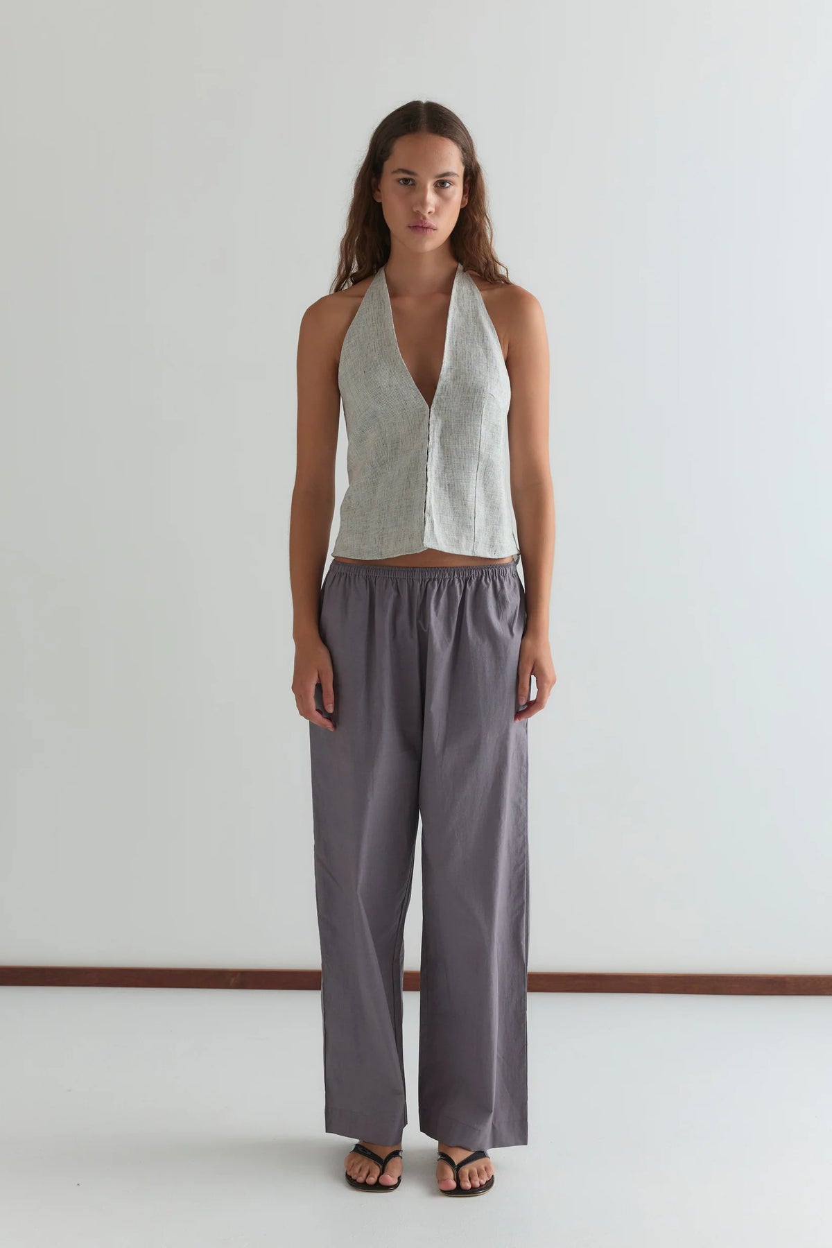Ease Pant Currant
