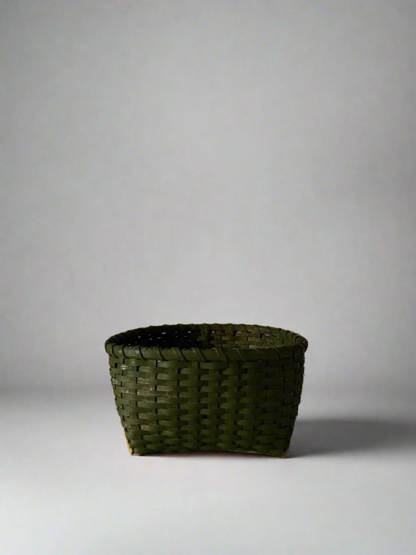Love Basket Lacquered - Olive