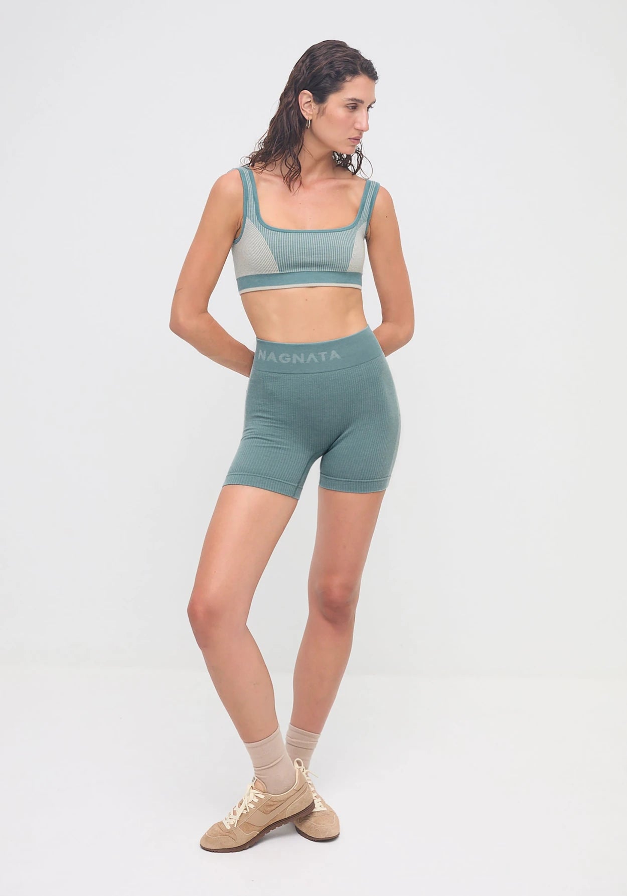 BALLET WOOL MINI SHORT FROST
