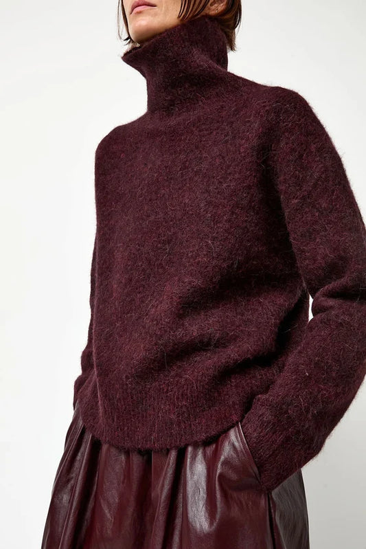 Miles Sweater in Bordeaux