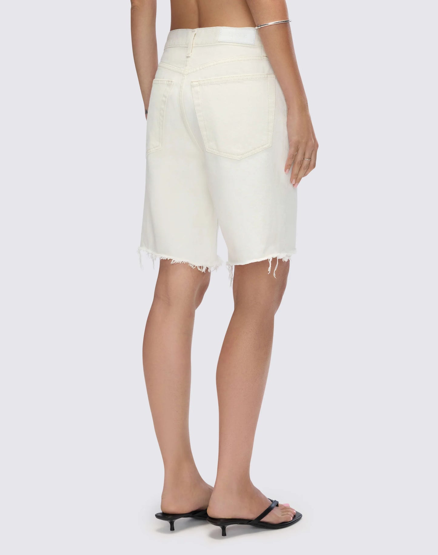 90's Comfy Short - Crema