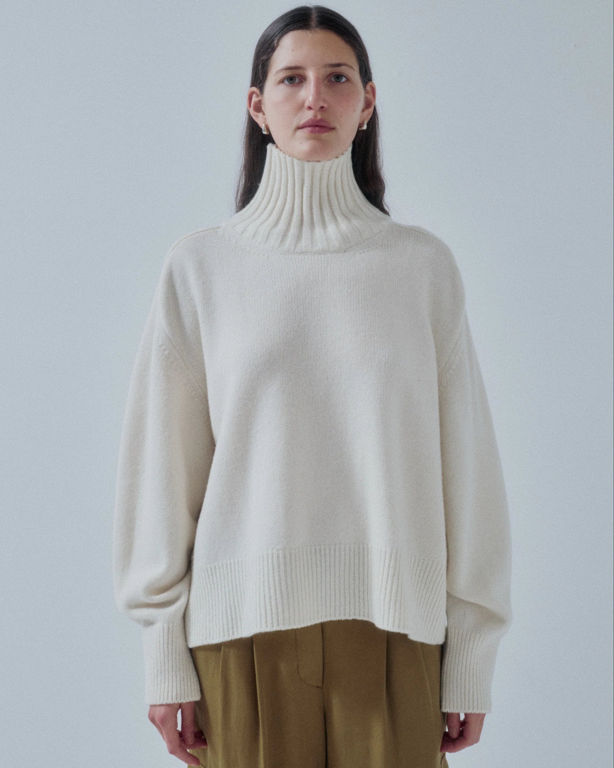 Highcollar Sweater in Off White