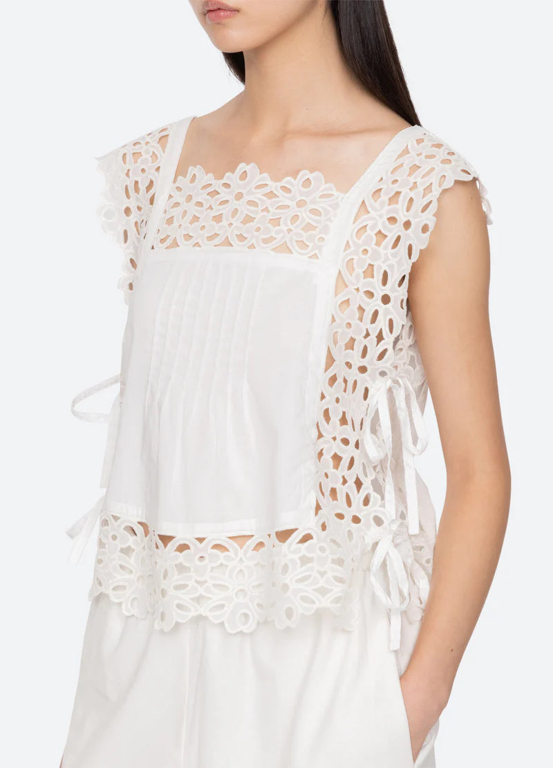 Leila Eyelet Top - White