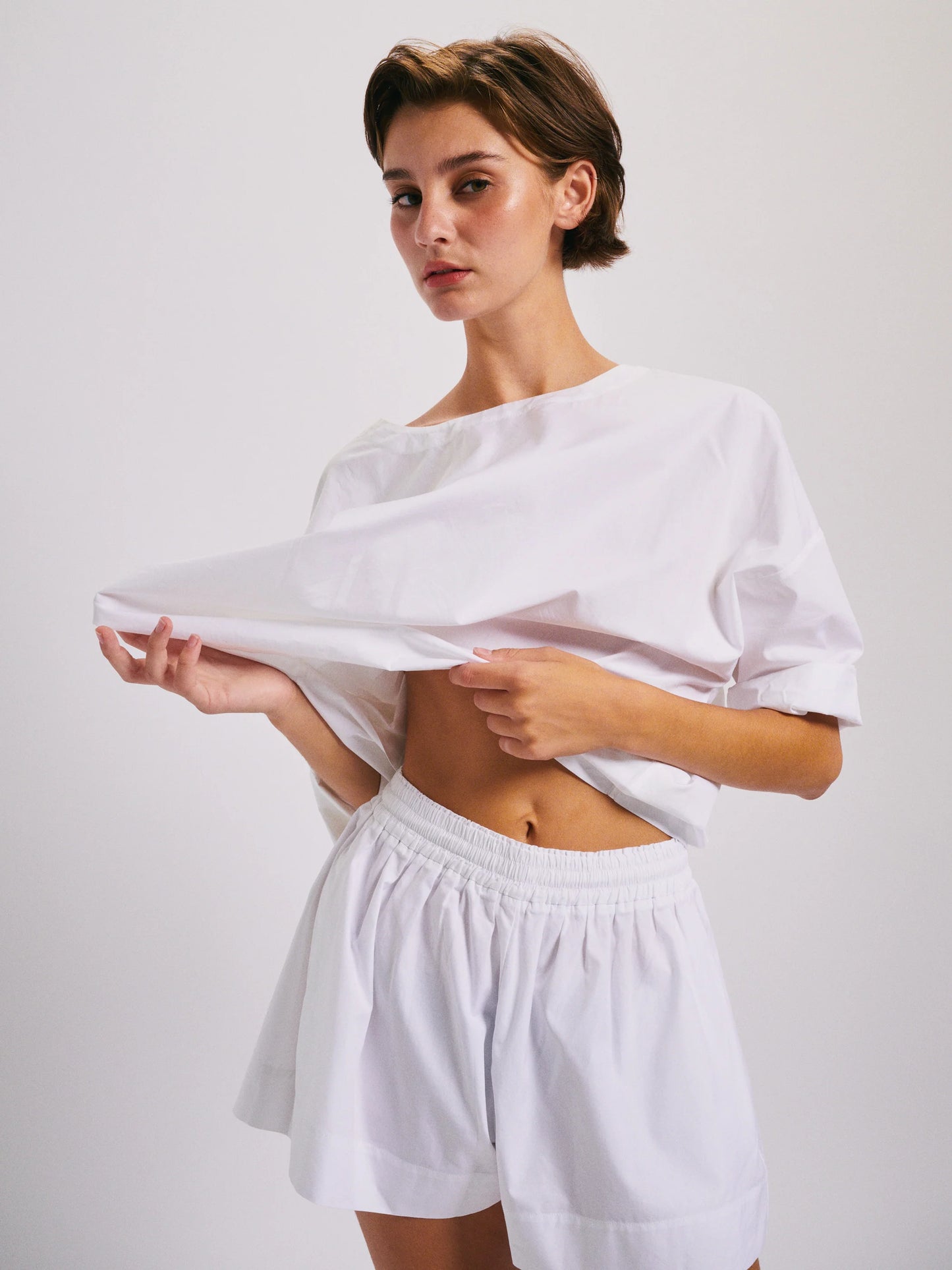 Shkip Shorts in Cotton Poplin - White