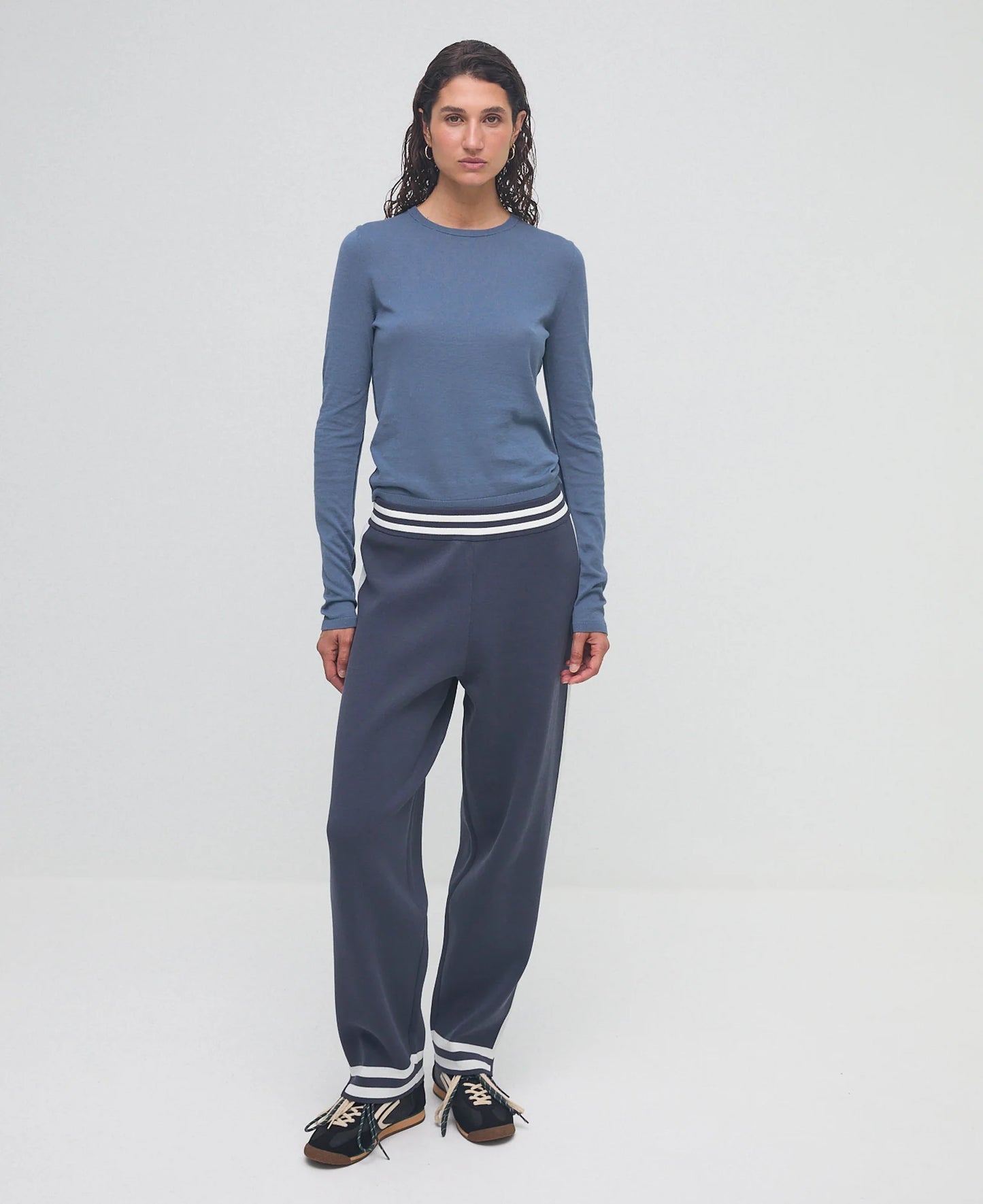 ESSENTIALS LONG SLEEVE TOP - MARINE